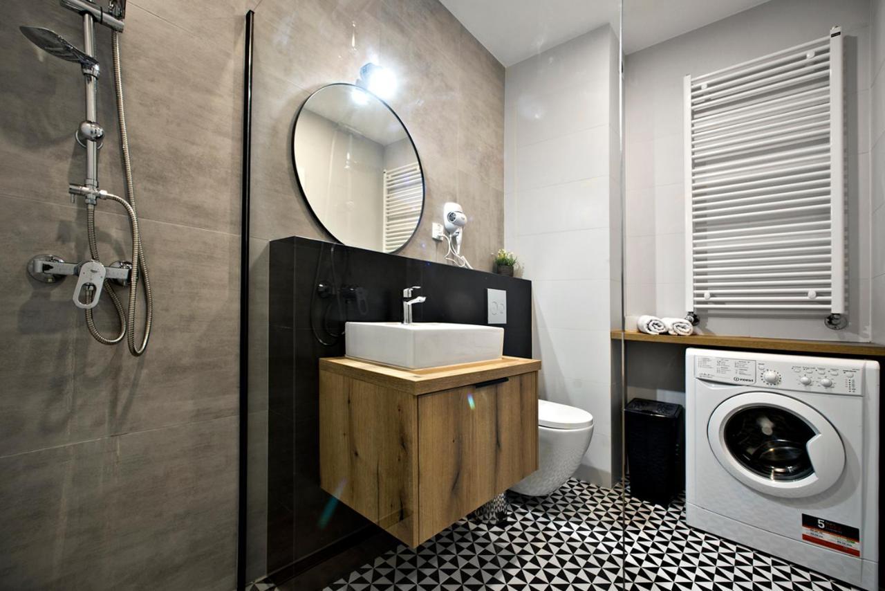 Komputerowa P&O Serviced Apartments Warszawa Zewnętrze zdjęcie