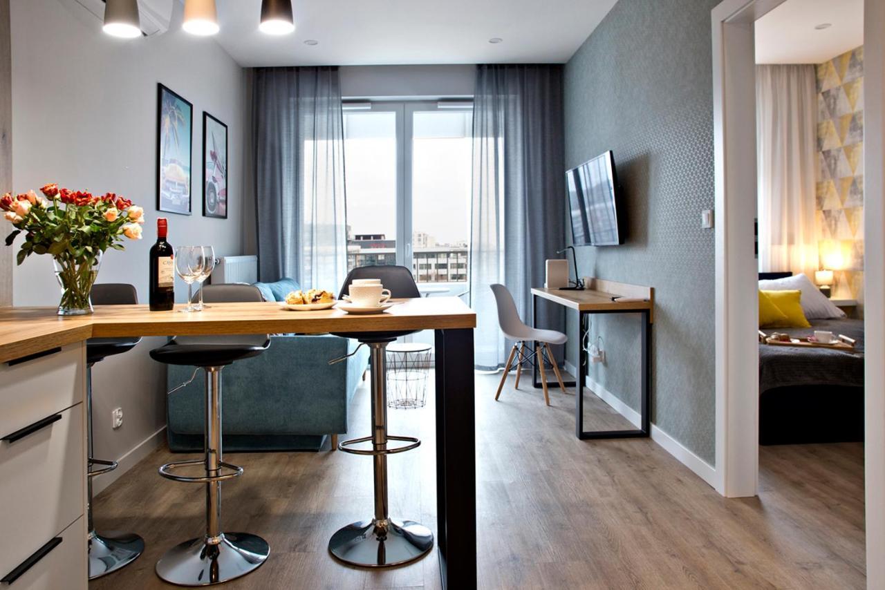 Komputerowa P&O Serviced Apartments Warszawa Zewnętrze zdjęcie