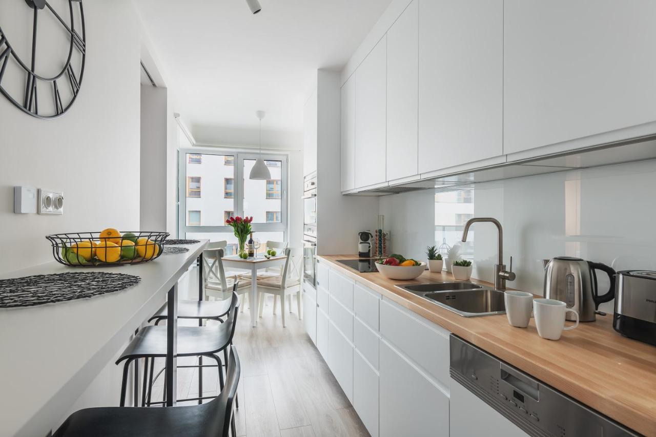 Komputerowa P&O Serviced Apartments Warszawa Zewnętrze zdjęcie